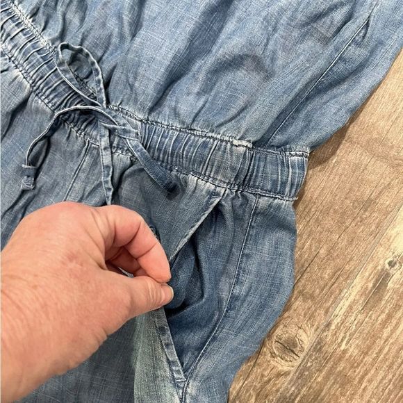 BANANA REPUBLIC DENIM CHAMBRAY STRAPLESS JOGGER ROMPER SIZE 2PETITE - Picture 14 of 16